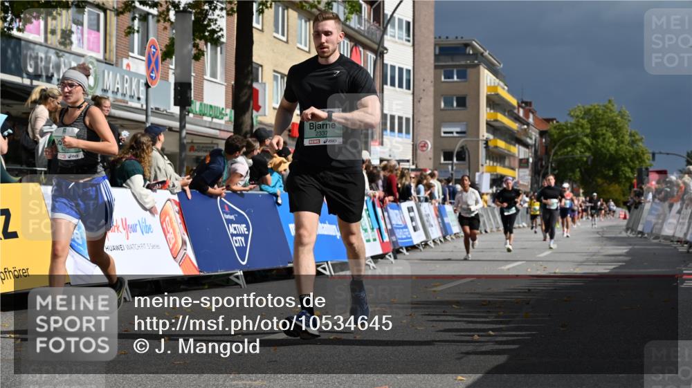 20.09.2026 - PSD Bank Halbmarathon J. Mangold http://msf.ph/oto/10534645 20.09.2026 12:22:56 Ziel 2337, 2916, 4202, 4271, 4284 meine-sportfotos.de