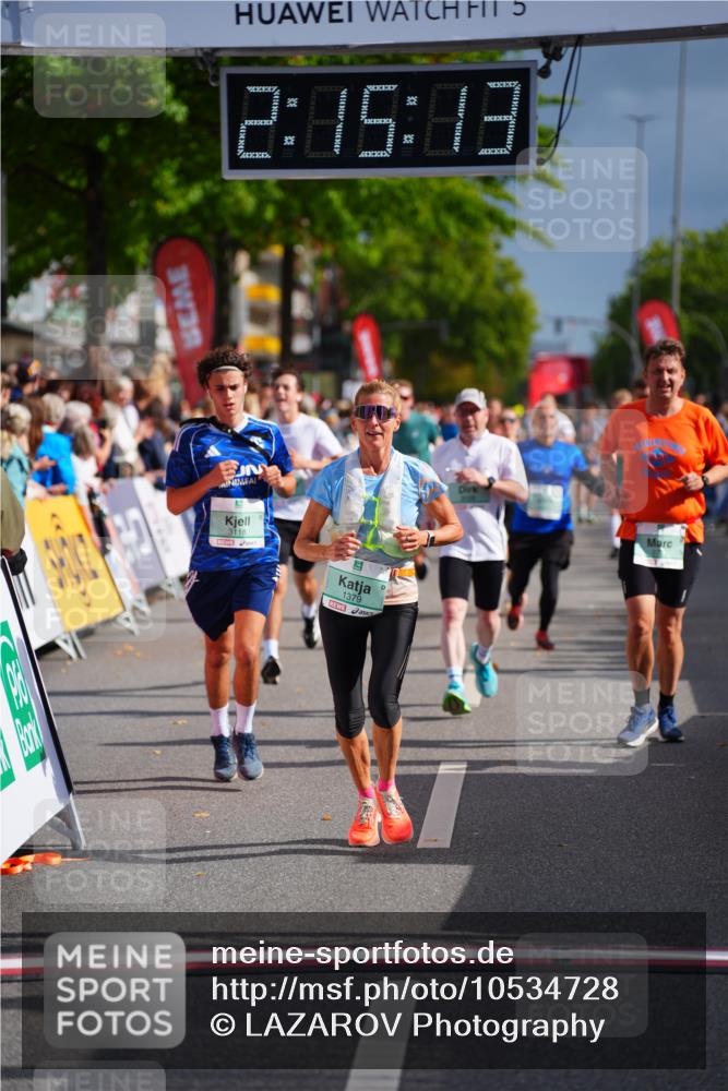 20.09.2026 - PSD Bank Halbmarathon LAZAROV Photography http://msf.ph/oto/10534728 20.09.2026 12:15:13 Ziel 1379, 2116, 2348, 2523, 2634, 2655, 2861, 3056, 3118, 3403, 3723, 3815, 4079, 4473, 4474, 4475 meine-sportfotos.de