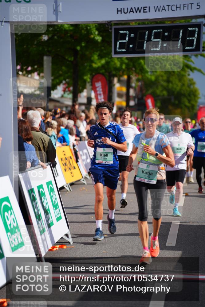 20.09.2026 - PSD Bank Halbmarathon LAZAROV Photography http://msf.ph/oto/10534737 20.09.2026 12:15:13 Ziel 1379, 2116, 2348, 2523, 2634, 2655, 2861, 3056, 3118, 3403, 3723, 3815, 4079, 4473, 4474, 4475 meine-sportfotos.de