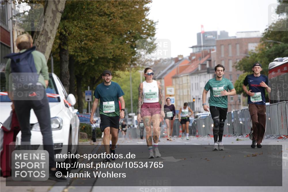 20.09.2026 - PSD Bank Halbmarathon Jannik Wohlers http://msf.ph/oto/10534765 20.09.2026 12:52:44 Laufen 1165, 1166 meine-sportfotos.de