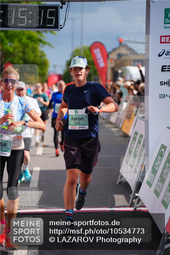 20.09.2026 - PSD Bank Halbmarathon LAZAROV Photography http://msf.ph/oto/10534773 20.09.2026 12:15:14 Ziel 1379, 2116, 2348, 2523, 2655, 2861, 3056, 3118, 3723, 3815, 4079, 4473, 4474, 4475 meine-sportfotos.de