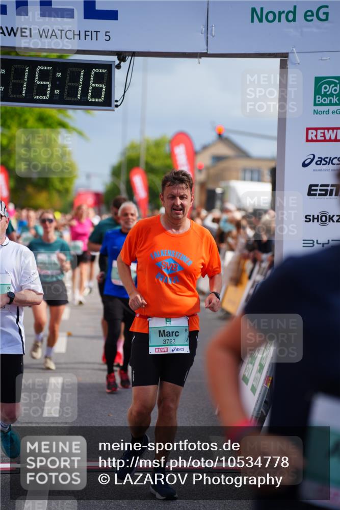 20.09.2026 - PSD Bank Halbmarathon LAZAROV Photography http://msf.ph/oto/10534778 20.09.2026 12:15:15 Ziel 1379, 2116, 2348, 2655, 2861, 3056, 3118, 3723, 3815, 4079, 4473, 4474, 4475 meine-sportfotos.de
