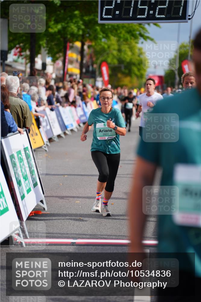 20.09.2026 - PSD Bank Halbmarathon LAZAROV Photography http://msf.ph/oto/10534836 20.09.2026 12:15:21 Ziel 1379, 2288, 2303, 2348, 2761, 2831, 2861, 3031, 3056, 3118, 3723, 3815, 4473, 4474, 4475 meine-sportfotos.de