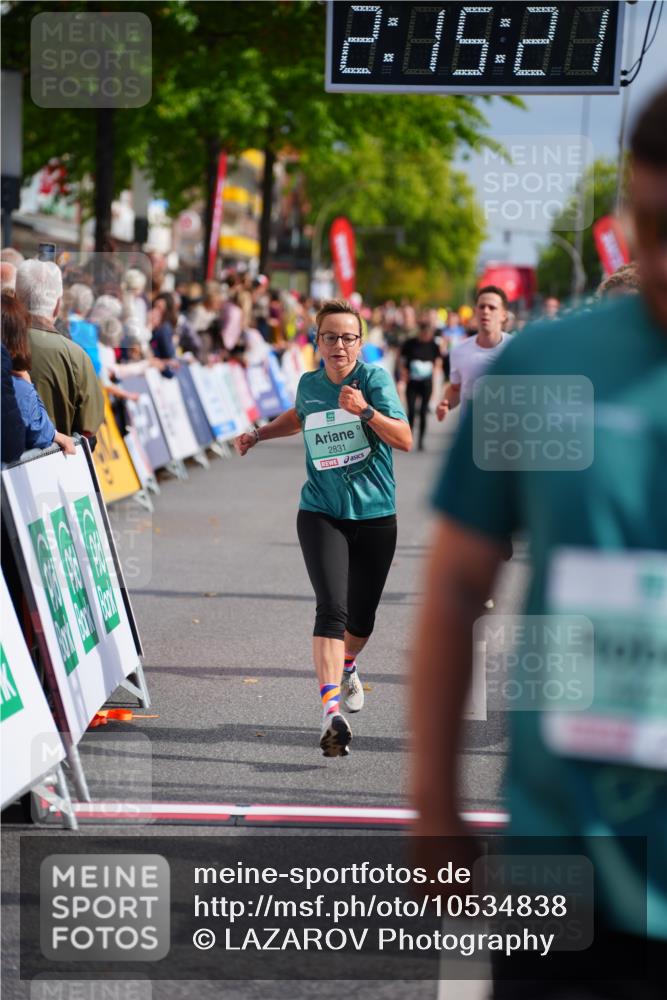 20.09.2026 - PSD Bank Halbmarathon LAZAROV Photography http://msf.ph/oto/10534838 20.09.2026 12:15:21 Ziel 1379, 2288, 2303, 2348, 2761, 2831, 2861, 3031, 3056, 3118, 3723, 3815, 4473, 4474, 4475 meine-sportfotos.de