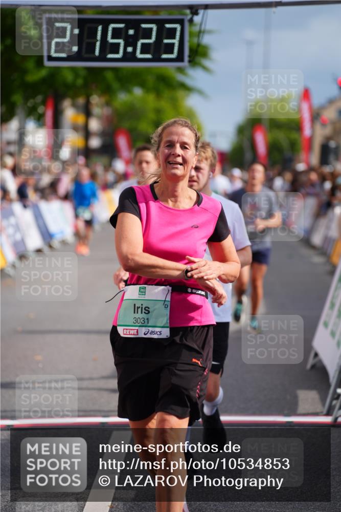 20.09.2026 - PSD Bank Halbmarathon LAZAROV Photography http://msf.ph/oto/10534853 20.09.2026 12:15:23 Ziel 2288, 2303, 2761, 2831, 2861, 3031, 3056, 3723, 3815, 4473, 4474, 4475 meine-sportfotos.de