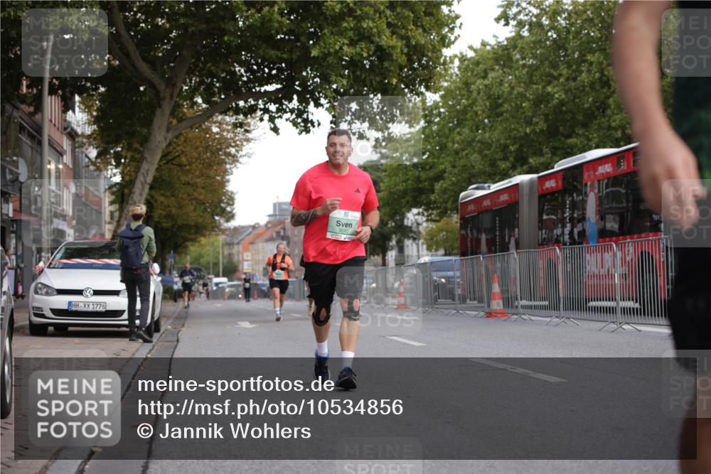 20.09.2026 - PSD Bank Halbmarathon Jannik Wohlers http://msf.ph/oto/10534856 20.09.2026 12:53:00 Laufen 1776, 3040 meine-sportfotos.de