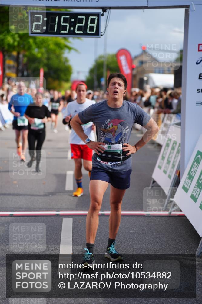 20.09.2026 - PSD Bank Halbmarathon LAZAROV Photography http://msf.ph/oto/10534882 20.09.2026 12:15:27 Ziel 1069, 1529, 2288, 2303, 2761, 2800, 2831, 3031, 3553, 4677 meine-sportfotos.de