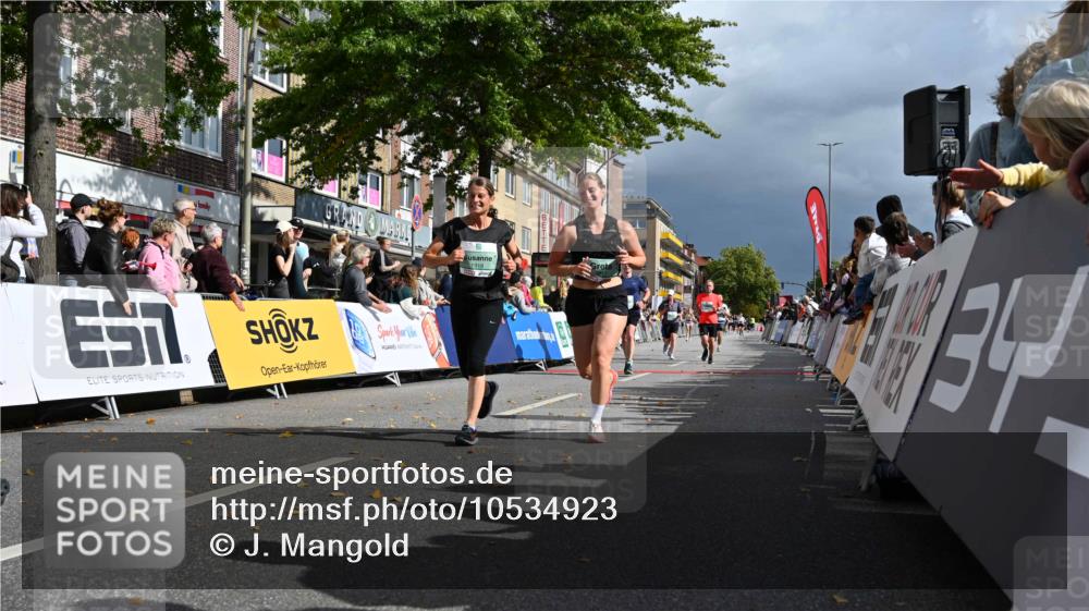 20.09.2026 - PSD Bank Halbmarathon J. Mangold http://msf.ph/oto/10534923 20.09.2026 12:23:30 Ziel 1513, 1884, 1917, 1918, 2150, 2257, 2384, 2414, 2483, 2897, 3595, 3650, 4517 meine-sportfotos.de