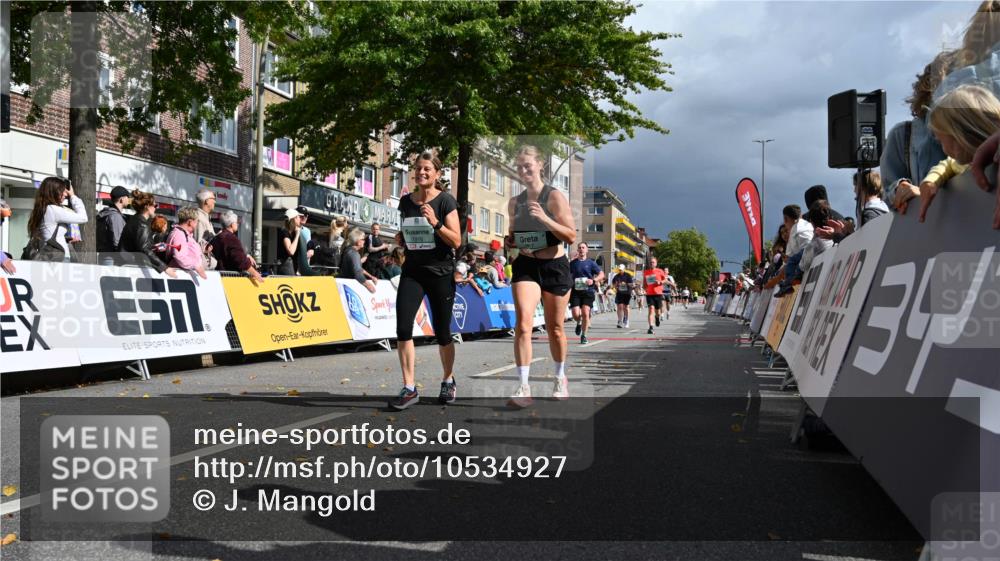 20.09.2026 - PSD Bank Halbmarathon J. Mangold http://msf.ph/oto/10534927 20.09.2026 12:23:30 Ziel 1513, 1884, 1917, 1918, 2150, 2257, 2384, 2414, 2483, 2897, 3595, 3650, 4517 meine-sportfotos.de