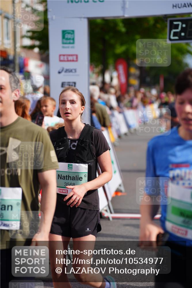 20.09.2026 - PSD Bank Halbmarathon LAZAROV Photography http://msf.ph/oto/10534977 20.09.2026 12:15:36 Ziel 1069, 1516, 1529, 1769, 2800, 3276, 3277, 3553, 3568, 4058, 4673, 4677 meine-sportfotos.de
