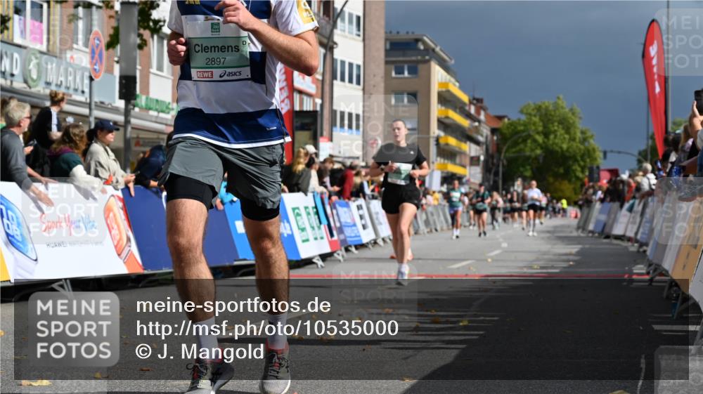 20.09.2026 - PSD Bank Halbmarathon J. Mangold http://msf.ph/oto/10535000 20.09.2026 12:23:39 Ziel 1136, 1987, 2150, 2257, 2414, 2483, 2897, 3595 meine-sportfotos.de