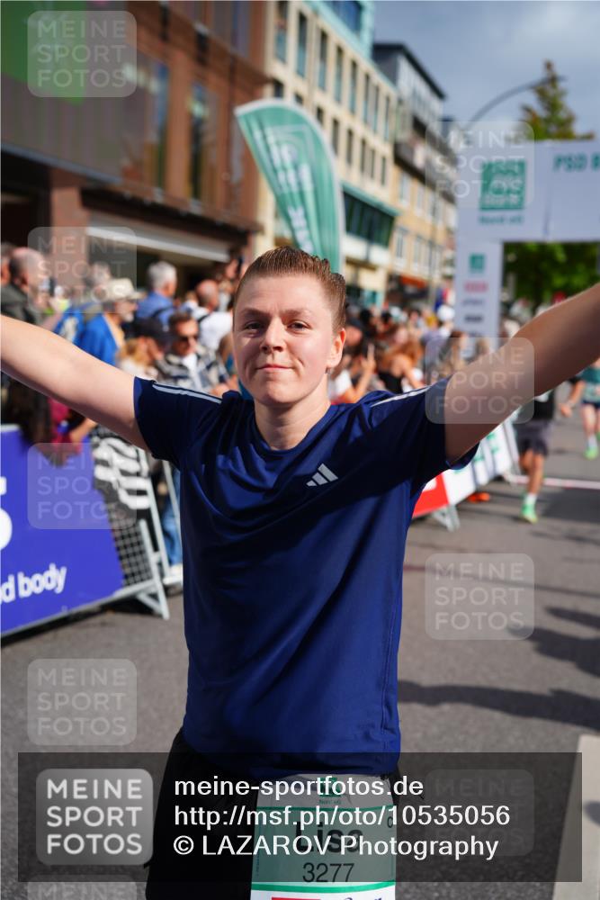 20.09.2026 - PSD Bank Halbmarathon LAZAROV Photography http://msf.ph/oto/10535056 20.09.2026 12:15:43 Ziel 1084, 1132, 1357, 2315, 3010, 3011, 3101, 3276, 3277, 3367, 4058 meine-sportfotos.de