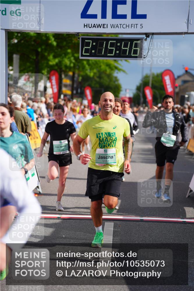 20.09.2026 - PSD Bank Halbmarathon LAZAROV Photography http://msf.ph/oto/10535073 20.09.2026 12:15:45 Ziel 1084, 1132, 1357, 2315, 3010, 3011, 3101, 3202, 3276, 3277, 3367 meine-sportfotos.de