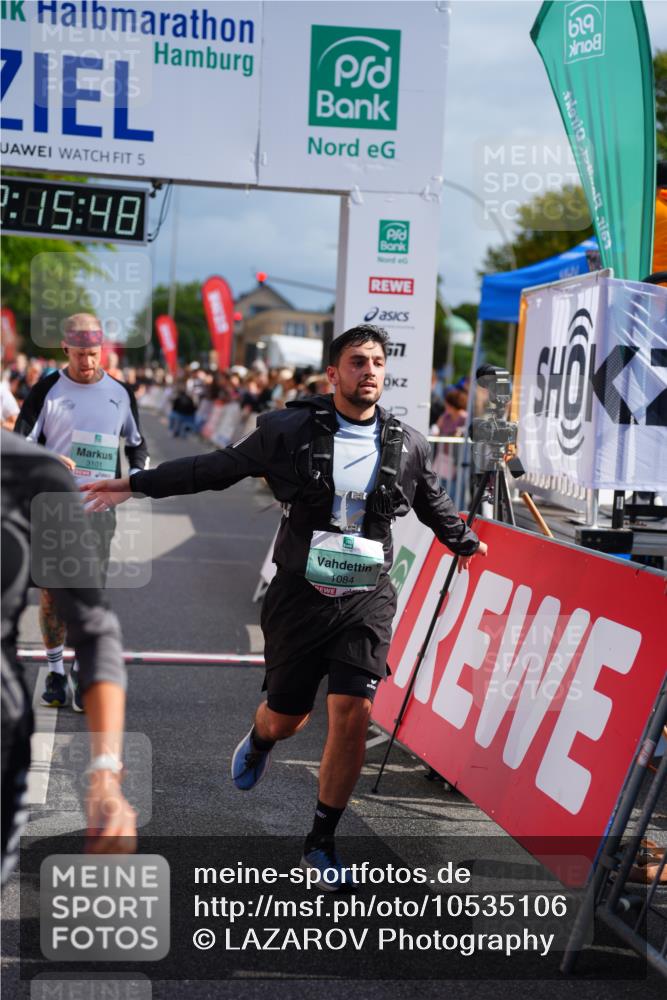 20.09.2026 - PSD Bank Halbmarathon LAZAROV Photography http://msf.ph/oto/10535106 20.09.2026 12:15:48 Ziel 1084, 1132, 1357, 2315, 3010, 3011, 3101, 3202, 3367 meine-sportfotos.de