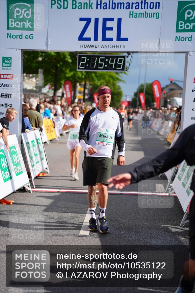 20.09.2026 - PSD Bank Halbmarathon LAZAROV Photography http://msf.ph/oto/10535122 20.09.2026 12:15:48 Ziel 1084, 1132, 1357, 2315, 3010, 3011, 3101, 3202, 3367 meine-sportfotos.de
