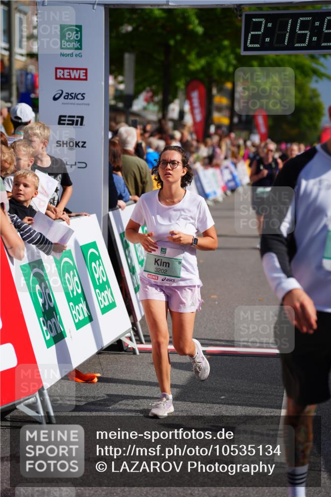 20.09.2026 - PSD Bank Halbmarathon LAZAROV Photography http://msf.ph/oto/10535134 20.09.2026 12:15:50 Ziel 1084, 1132, 1357, 2315, 2576, 3010, 3011, 3101, 3202, 3367, 4381, 4382 meine-sportfotos.de