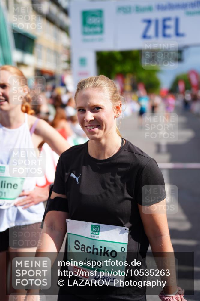 20.09.2026 - PSD Bank Halbmarathon LAZAROV Photography http://msf.ph/oto/10535263 20.09.2026 12:16:03 Ziel 1201, 1992, 2316, 4536, 4548, 4606 meine-sportfotos.de
