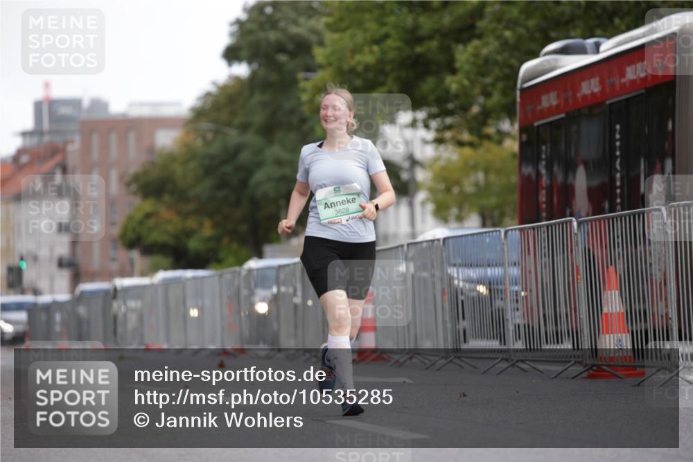 20.09.2026 - PSD Bank Halbmarathon Jannik Wohlers http://msf.ph/oto/10535285 20.09.2026 12:53:59 Laufen 3628 meine-sportfotos.de
