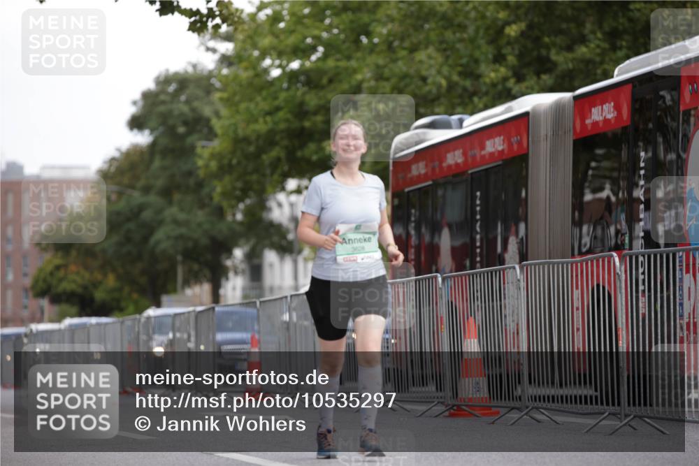 20.09.2026 - PSD Bank Halbmarathon Jannik Wohlers http://msf.ph/oto/10535297 20.09.2026 12:54:00 Laufen 3628 meine-sportfotos.de