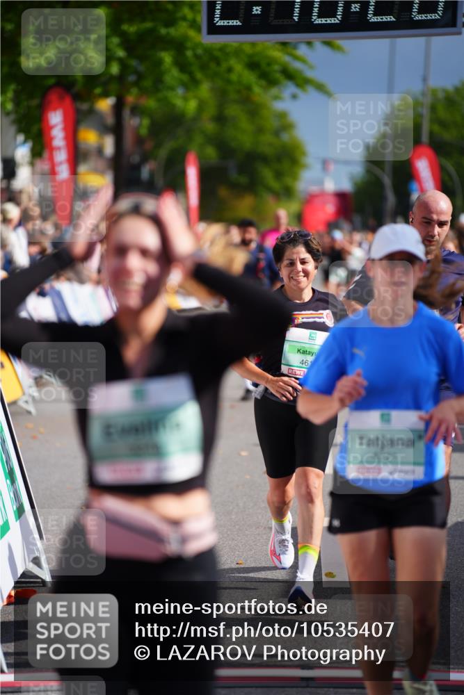 20.09.2026 - PSD Bank Halbmarathon LAZAROV Photography http://msf.ph/oto/10535407 20.09.2026 12:16:28 Ziel 1817, 3248, 4090, 4221, 4222, 4619 meine-sportfotos.de