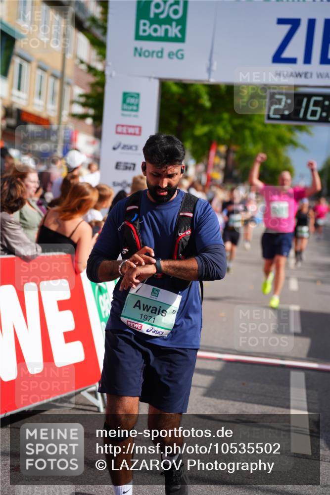 20.09.2026 - PSD Bank Halbmarathon LAZAROV Photography http://msf.ph/oto/10535502 20.09.2026 12:16:36 Ziel 1611, 1649, 1971, 2114, 2792, 3318, 3911, 4090, 4619 meine-sportfotos.de