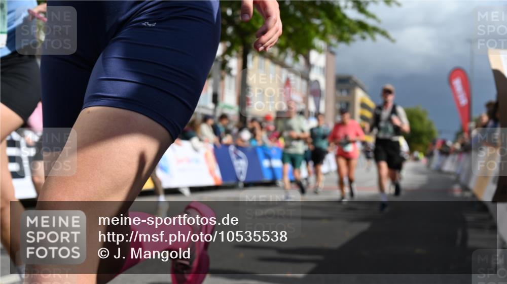 20.09.2026 - PSD Bank Halbmarathon J. Mangold http://msf.ph/oto/10535538 20.09.2026 12:24:43 Ziel 1033, 1043, 1242, 1503, 1633, 1654, 1932, 2135, 2207, 2294, 2328, 2452, 2596, 2658, 2798, 3510, 3756, 4190, 4663 meine-sportfotos.de