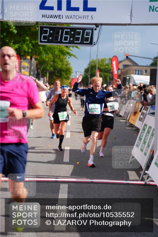 20.09.2026 - PSD Bank Halbmarathon LAZAROV Photography http://msf.ph/oto/10535552 20.09.2026 12:16:39 Ziel 1611, 1649, 1971, 2070, 2114, 2792, 3318, 3719, 3911 meine-sportfotos.de