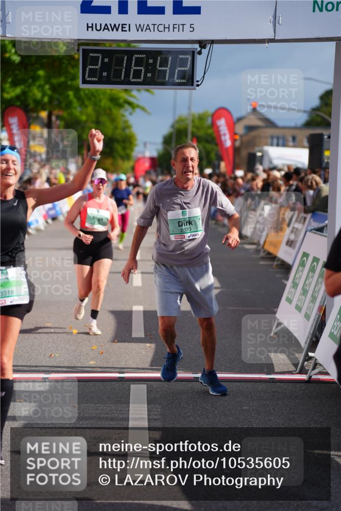 20.09.2026 - PSD Bank Halbmarathon LAZAROV Photography http://msf.ph/oto/10535605 20.09.2026 12:16:42 Ziel 1649, 1971, 2070, 2114, 2646, 2792, 3274, 3318, 3719, 3911 meine-sportfotos.de