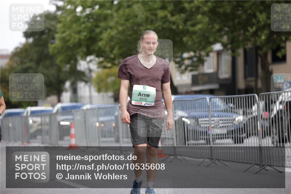 20.09.2026 - PSD Bank Halbmarathon Jannik Wohlers http://msf.ph/oto/10535608 20.09.2026 12:54:40 Laufen 2922 meine-sportfotos.de