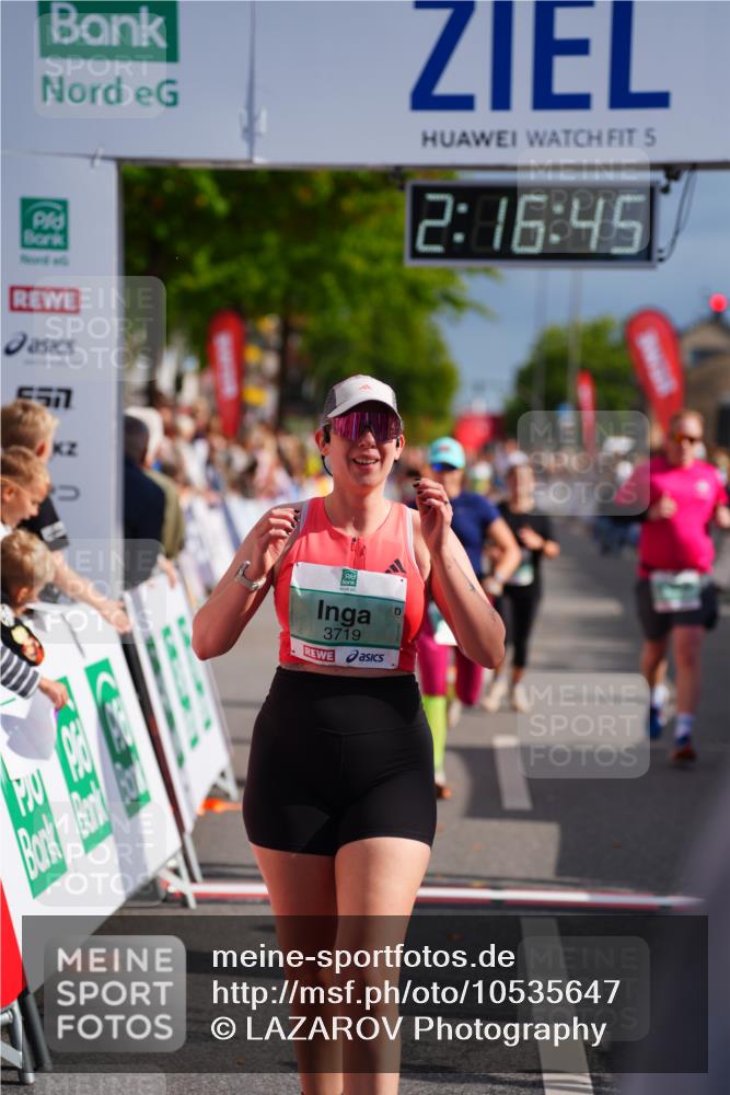 20.09.2026 - PSD Bank Halbmarathon LAZAROV Photography http://msf.ph/oto/10535647 20.09.2026 12:16:45 Ziel 1649, 2070, 2114, 2574, 2646, 2792, 3274, 3318, 3719, 3911 meine-sportfotos.de