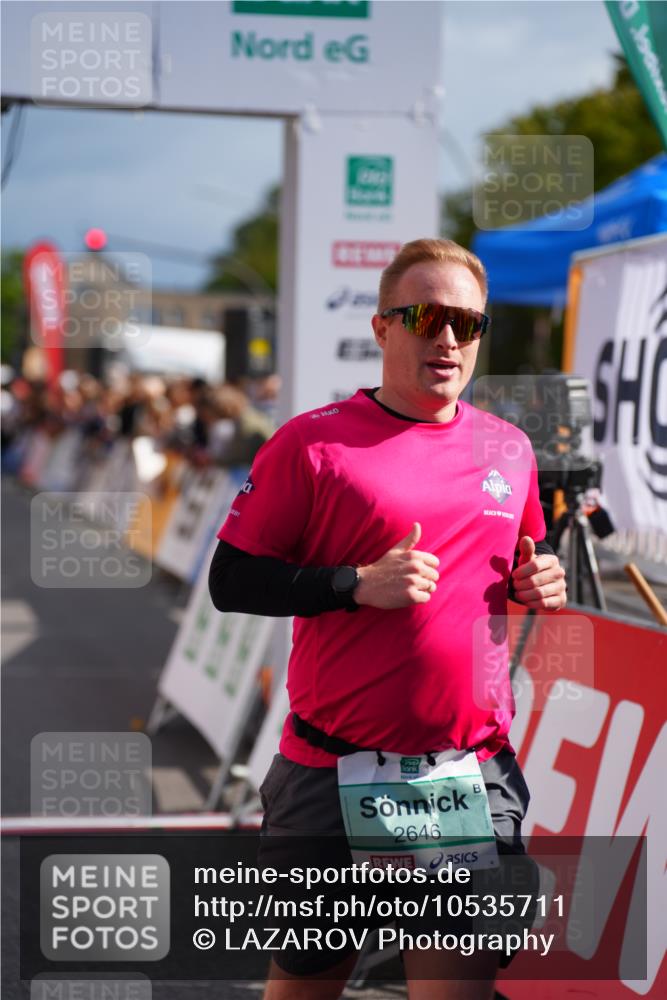 20.09.2026 - PSD Bank Halbmarathon LAZAROV Photography http://msf.ph/oto/10535711 20.09.2026 12:16:48 Ziel 1649, 2070, 2574, 2646, 2792, 3274, 3318, 3611, 3719 meine-sportfotos.de