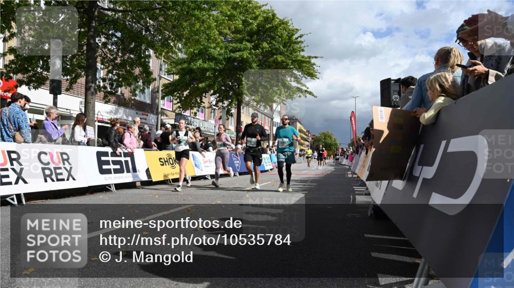 20.09.2026 - PSD Bank Halbmarathon J. Mangold http://msf.ph/oto/10535784 20.09.2026 12:25:48 Ziel 1259, 1754, 1914, 2824, 3900, 4390, 4391, 4392, 4588, 4736 meine-sportfotos.de