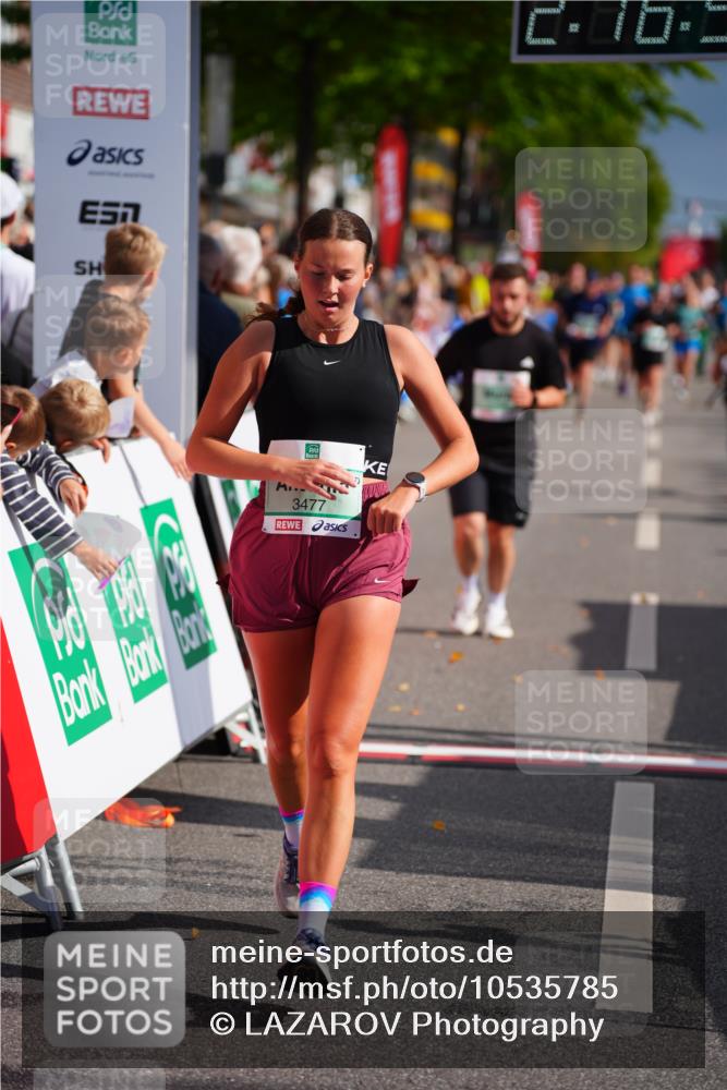 20.09.2026 - PSD Bank Halbmarathon LAZAROV Photography http://msf.ph/oto/10535785 20.09.2026 12:16:54 Ziel 1060, 2535, 2574, 2646, 3274, 3477, 3611 meine-sportfotos.de