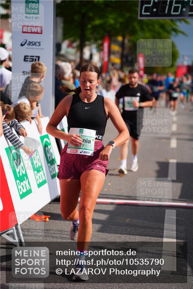 20.09.2026 - PSD Bank Halbmarathon LAZAROV Photography http://msf.ph/oto/10535790 20.09.2026 12:16:54 Ziel 1060, 2535, 2574, 2646, 3274, 3477, 3611 meine-sportfotos.de
