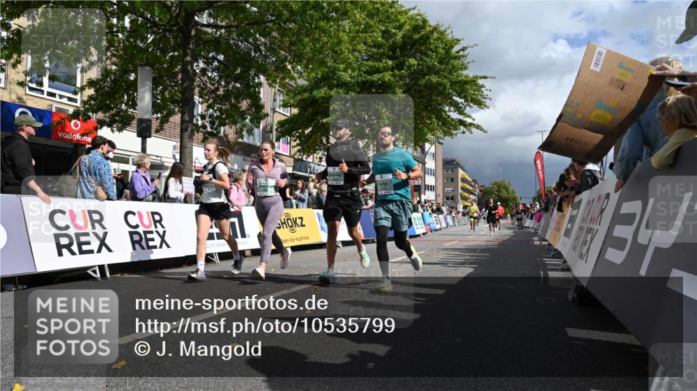 20.09.2026 - PSD Bank Halbmarathon J. Mangold http://msf.ph/oto/10535799 20.09.2026 12:25:49 Ziel 1259, 1754, 1914, 2824, 3900, 4390, 4391, 4392, 4588, 4736 meine-sportfotos.de