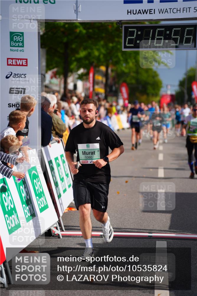 20.09.2026 - PSD Bank Halbmarathon LAZAROV Photography http://msf.ph/oto/10535824 20.09.2026 12:16:56 Ziel 1060, 2535, 3231, 3477, 3611 meine-sportfotos.de