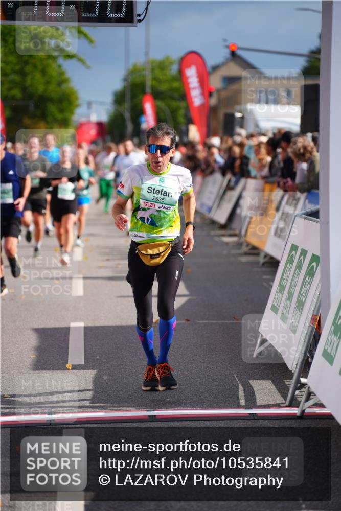 20.09.2026 - PSD Bank Halbmarathon LAZAROV Photography http://msf.ph/oto/10535841 20.09.2026 12:16:58 Ziel 1060, 1988, 2006, 2535, 3000, 3231, 3477, 3611, 4477 meine-sportfotos.de