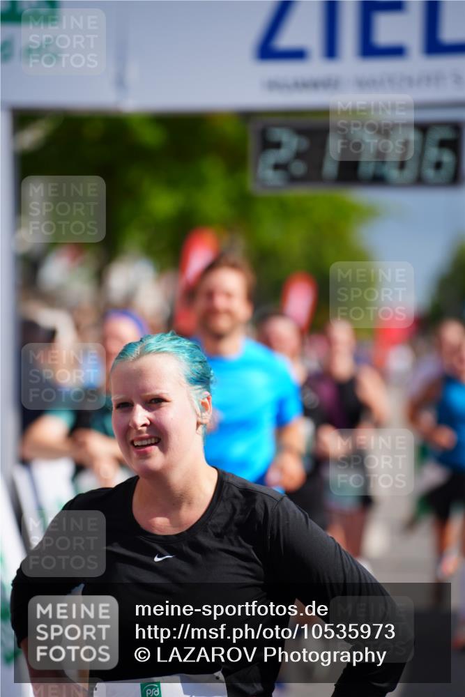 20.09.2026 - PSD Bank Halbmarathon LAZAROV Photography http://msf.ph/oto/10535973 20.09.2026 12:17:06 Ziel 1562, 1759, 1988, 2006, 2117, 2248, 2325, 2535, 3000, 3231, 4059, 4211, 4419, 4477 meine-sportfotos.de
