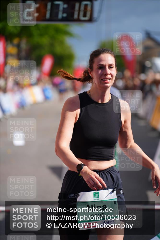 20.09.2026 - PSD Bank Halbmarathon LAZAROV Photography http://msf.ph/oto/10536023 20.09.2026 12:17:09 Ziel 1562, 1759, 1988, 2006, 2117, 2248, 2325, 3000, 4059, 4211, 4419, 4477 meine-sportfotos.de