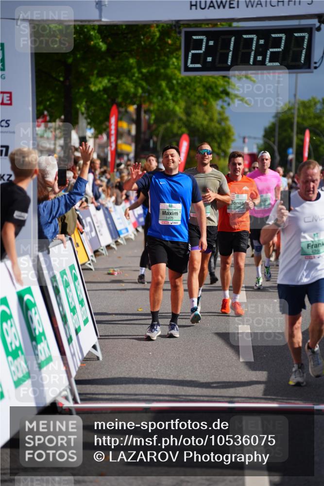 20.09.2026 - PSD Bank Halbmarathon LAZAROV Photography http://msf.ph/oto/10536075 20.09.2026 12:17:27 Ziel 1475, 2062, 2199, 2236, 2901, 3013, 3233, 3684, 4256 meine-sportfotos.de