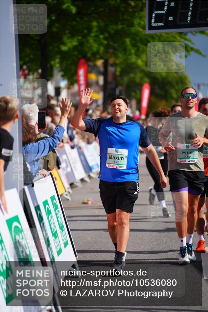 20.09.2026 - PSD Bank Halbmarathon LAZAROV Photography http://msf.ph/oto/10536080 20.09.2026 12:17:28 Ziel 1475, 1603, 2062, 2199, 2236, 2795, 2901, 3013, 3233, 3684, 4256 meine-sportfotos.de