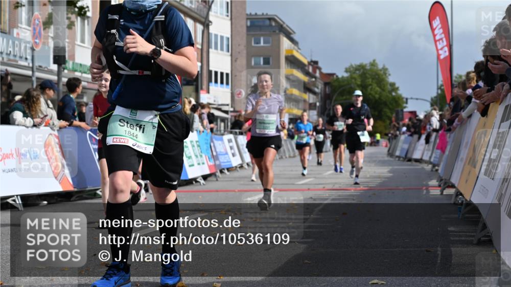 20.09.2026 - PSD Bank Halbmarathon J. Mangold http://msf.ph/oto/10536109 20.09.2026 12:26:30 Ziel 1113, 1231, 1345, 1471, 1738, 1844, 2021, 2039, 2858, 2871, 3821, 4427, 4584 meine-sportfotos.de