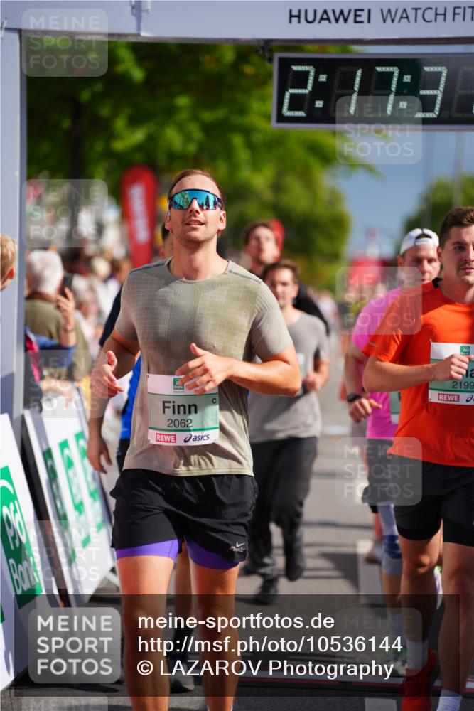 20.09.2026 - PSD Bank Halbmarathon LAZAROV Photography http://msf.ph/oto/10536144 20.09.2026 12:17:30 Ziel 1475, 1603, 2062, 2199, 2236, 2795, 2901, 3013, 3233, 3684, 4088, 4256 meine-sportfotos.de