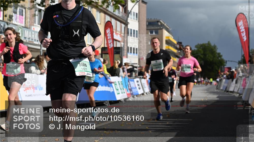 20.09.2026 - PSD Bank Halbmarathon J. Mangold http://msf.ph/oto/10536160 20.09.2026 12:26:34 Ziel 1113, 1231, 1345, 1471, 1738, 1844, 2021, 2039, 2538, 2858, 3821, 4427 meine-sportfotos.de