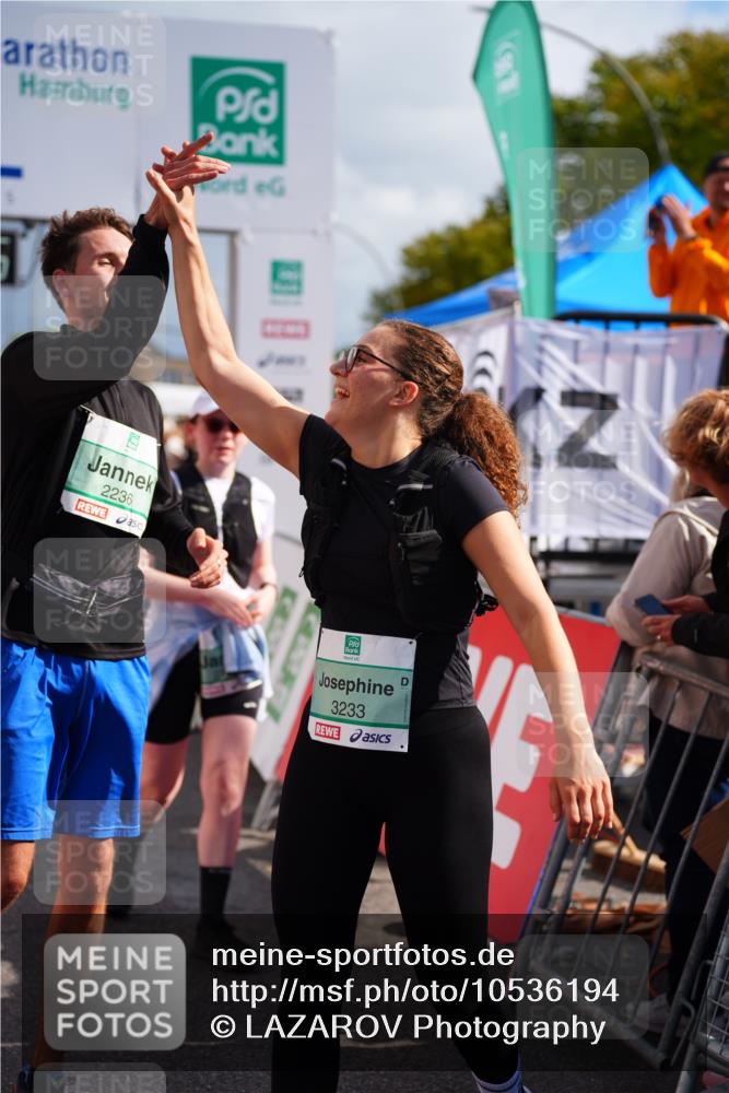 20.09.2026 - PSD Bank Halbmarathon LAZAROV Photography http://msf.ph/oto/10536194 20.09.2026 12:17:35 Ziel 1475, 1603, 2062, 2199, 2236, 2284, 2391, 2795, 2901, 3013, 3233, 3684, 4088, 4256, 4771 meine-sportfotos.de