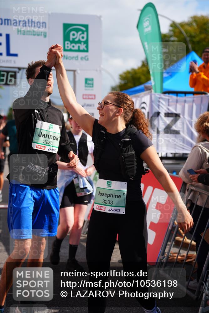 20.09.2026 - PSD Bank Halbmarathon LAZAROV Photography http://msf.ph/oto/10536198 20.09.2026 12:17:35 Ziel 1475, 1603, 2062, 2199, 2236, 2284, 2391, 2795, 2901, 3013, 3233, 3684, 4088, 4256, 4771 meine-sportfotos.de