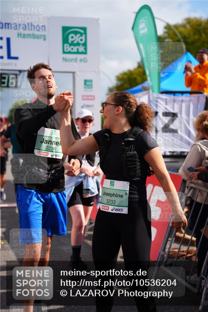 20.09.2026 - PSD Bank Halbmarathon LAZAROV Photography http://msf.ph/oto/10536204 20.09.2026 12:17:35 Ziel 1475, 1603, 2062, 2199, 2236, 2284, 2391, 2795, 2901, 3013, 3233, 3684, 4088, 4256, 4771 meine-sportfotos.de