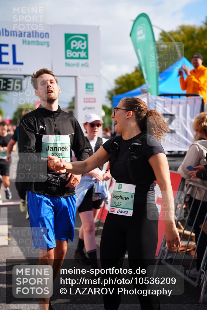 20.09.2026 - PSD Bank Halbmarathon LAZAROV Photography http://msf.ph/oto/10536209 20.09.2026 12:17:35 Ziel 1475, 1603, 2062, 2199, 2236, 2284, 2391, 2795, 2901, 3013, 3233, 3684, 4088, 4256, 4771 meine-sportfotos.de