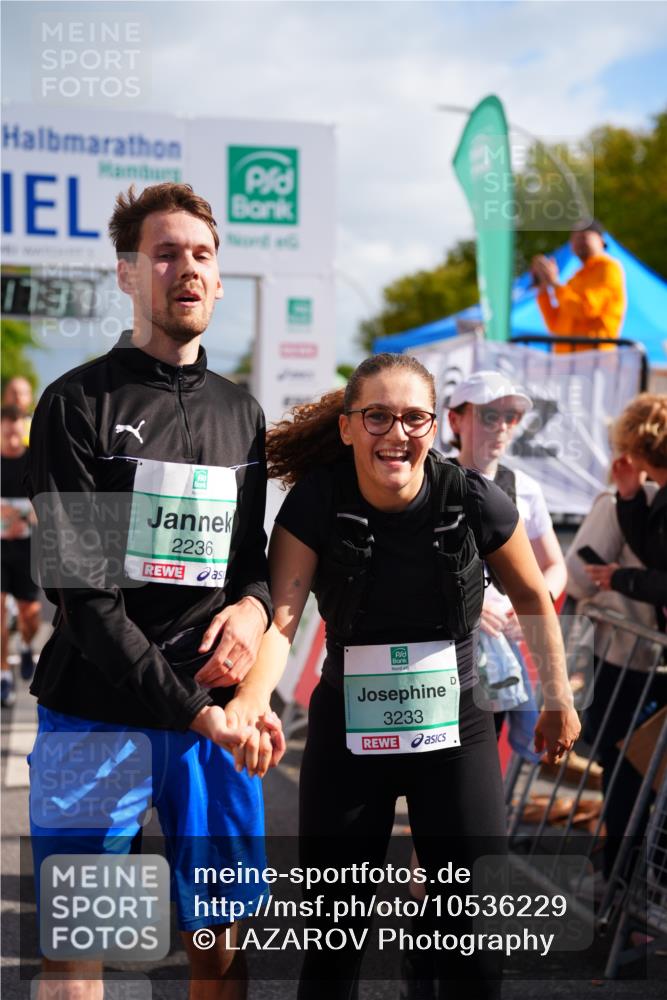 20.09.2026 - PSD Bank Halbmarathon LAZAROV Photography http://msf.ph/oto/10536229 20.09.2026 12:17:36 Ziel 1475, 1603, 2062, 2199, 2236, 2284, 2391, 2795, 2901, 3013, 3233, 3684, 4088, 4256, 4771 meine-sportfotos.de