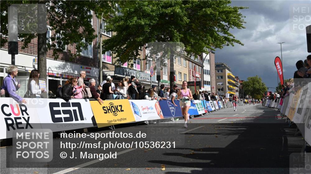 20.09.2026 - PSD Bank Halbmarathon J. Mangold http://msf.ph/oto/10536231 20.09.2026 12:26:41 Ziel 1345, 1738, 2021, 2039, 2295, 2538, 2858 meine-sportfotos.de